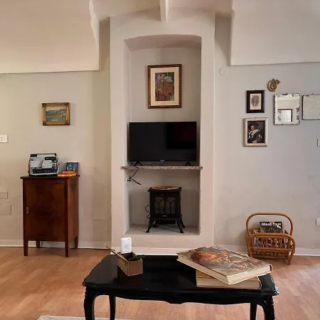 Lorenzo بيت للعطل Mombello Monferrato